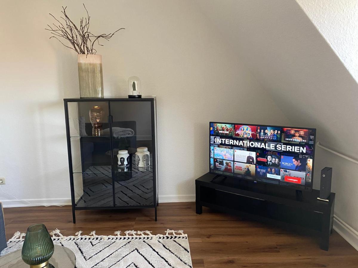 Bostel 1 - Modernes Dachgeschoss-Studio In Duisburg Meiderich, 4,7 Km Hbf, U-Bahn 250M, Flughafen Duesseldorf 28 Km, Landschaftspark 2,9 Km, 5 Gehminuten Von Herzklinik Entfernt 외부 사진