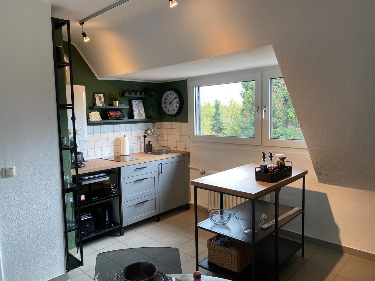 Bostel 1 - Modernes Dachgeschoss-Studio In Duisburg Meiderich, 4,7 Km Hbf, U-Bahn 250M, Flughafen Duesseldorf 28 Km, Landschaftspark 2,9 Km, 5 Gehminuten Von Herzklinik Entfernt 외부 사진